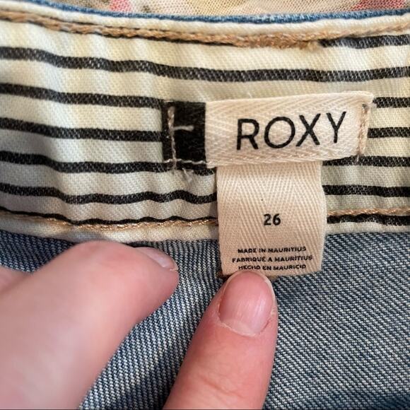 Roxy High Rise Super Short Jean Shorts Womens 26 Blue Denim Stretch Beach Summer - Picture 6 of 8